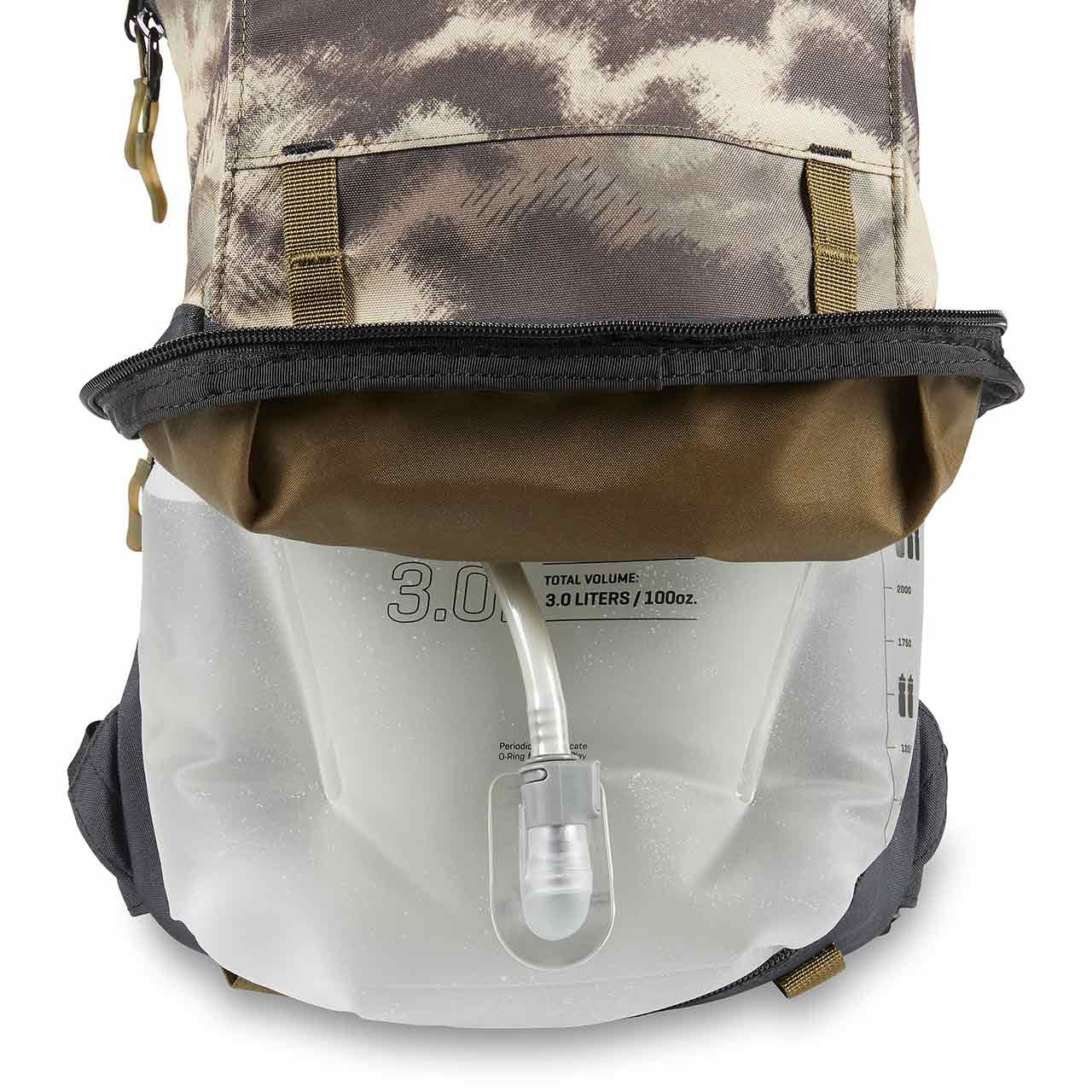  Dakine Drafter 10L Hydration Backpack - Used