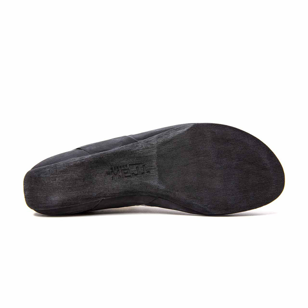 Evolv Men's Defy Lace Climbing Shoes - Used