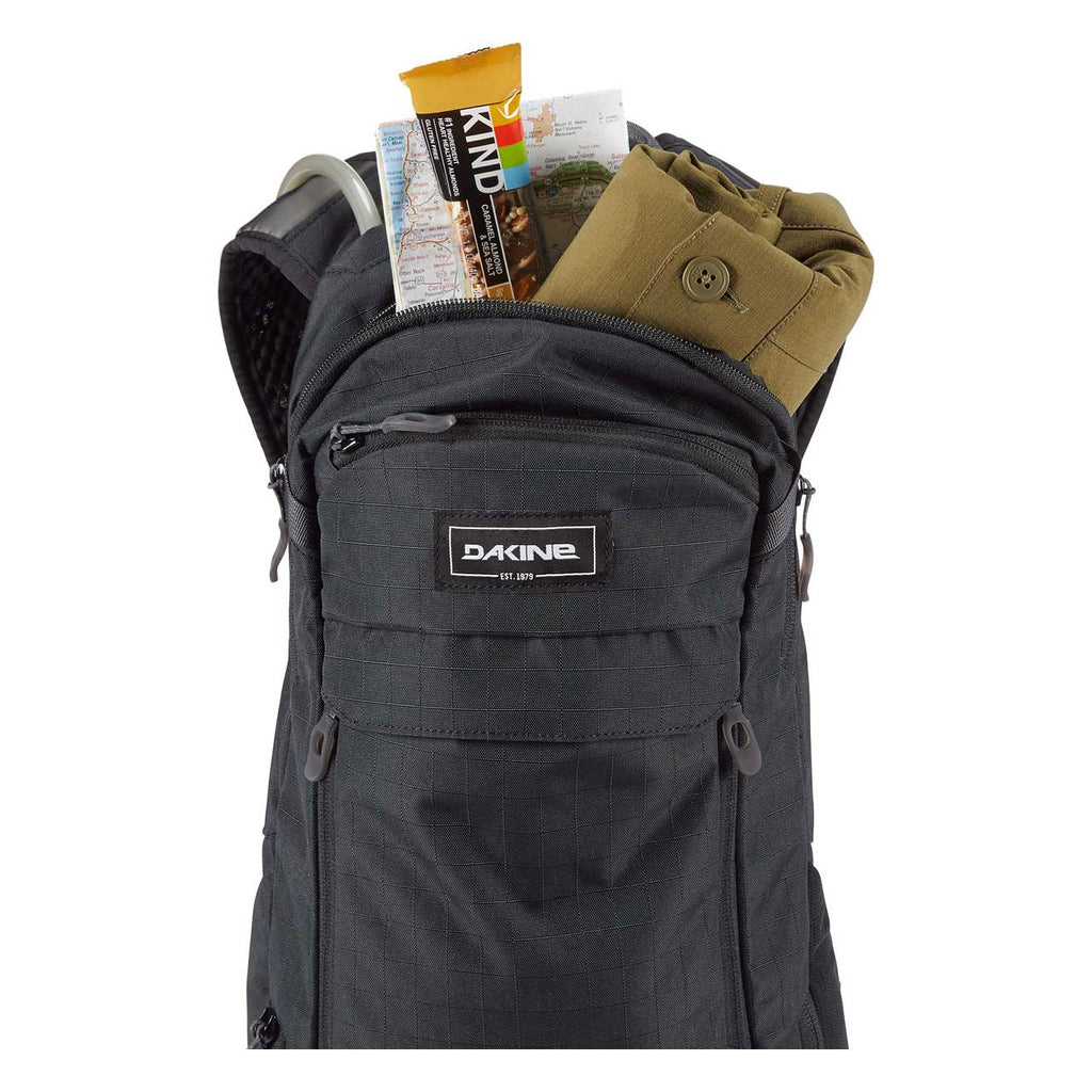  Dakine Syncline 12L Hydration Pack - Used