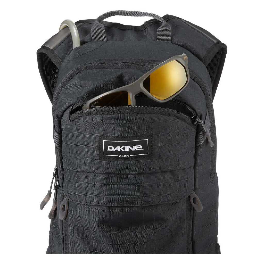  Dakine Syncline 12L Hydration Pack - Used
