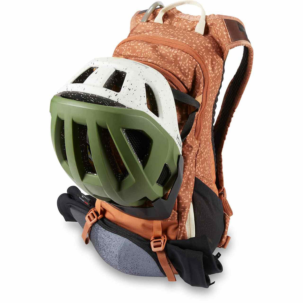  Dakine Women's Syncline 12L Hydration Pack - Used