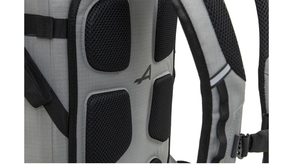  ALPS Mountaineering Graphite 20L Pack