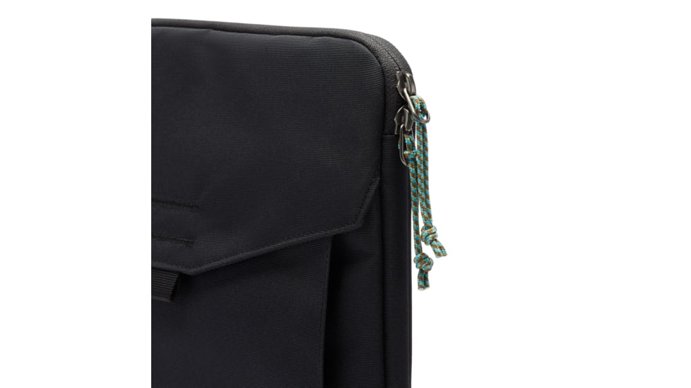  Cotopaxi 16in Laptop Sleeve