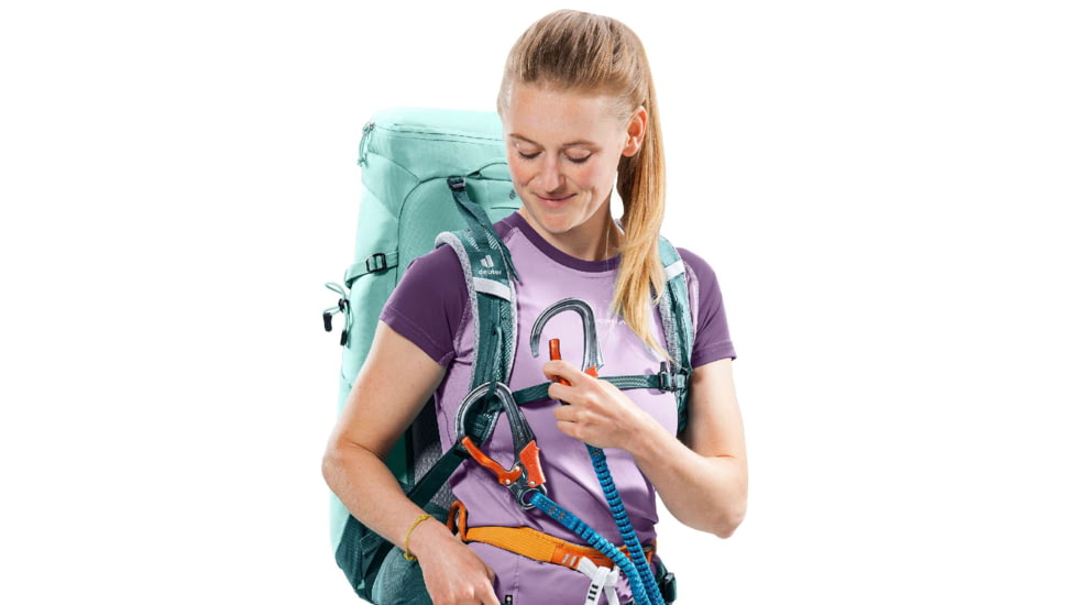  Deuter Trail 28 SL Pack - Women's