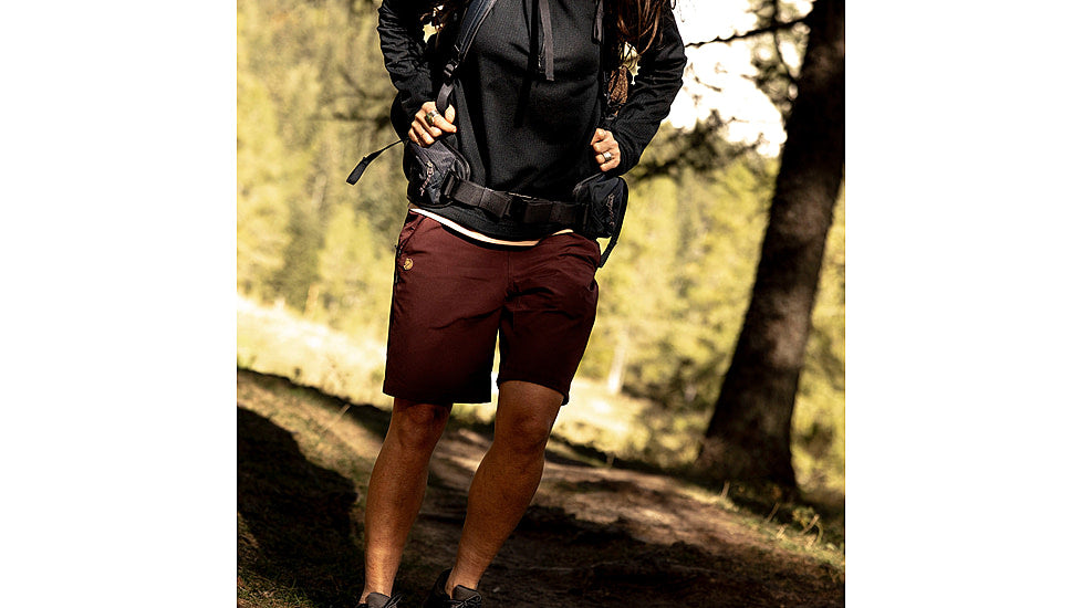  Fjallraven Abisko Trail Stretch Shorts - Women's