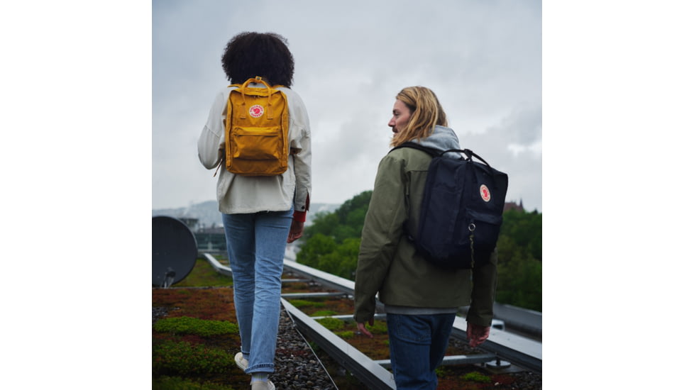  Fjallraven Kanken Laptop 17in Pack