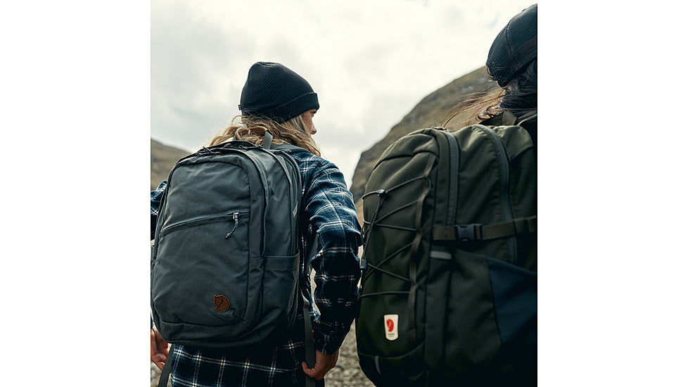  Fjallraven Raven 28 Backpack