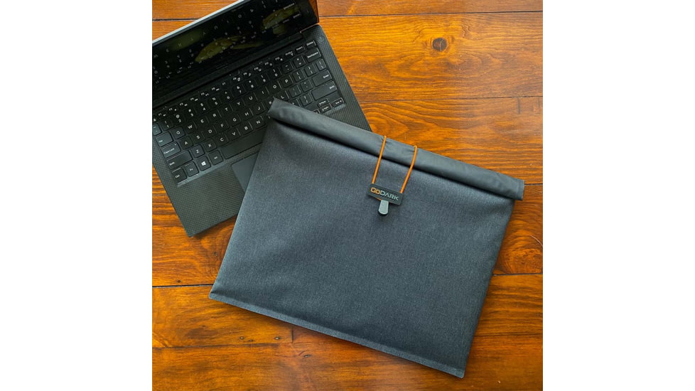  GoDark Faraday Sleeve Large Laptop Case