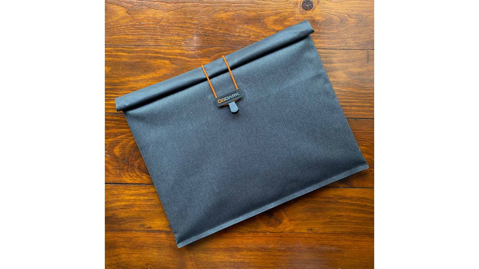  GoDark Faraday Sleeve Large Laptop Case