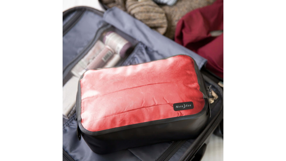  Nite Ize Runoff Waterproof Pack Cube