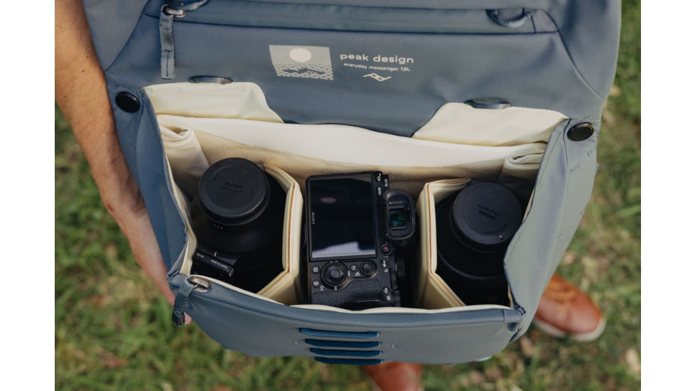  Peak Design Everyday 13 Liters Messenger Bag