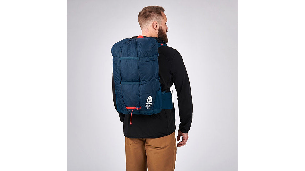  Sierra Designs 20-30L Flex Hike Backpack
