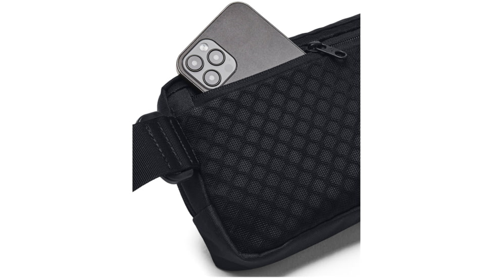  Under Armour Loudon Waist Bag Crossbody