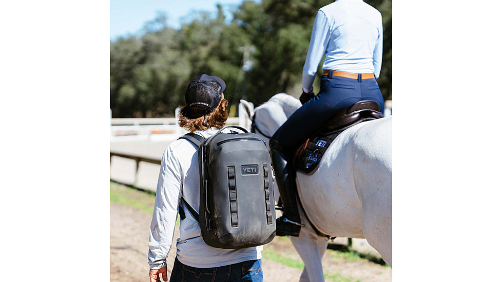  Yeti Cayo 35L All-Weather Daypack